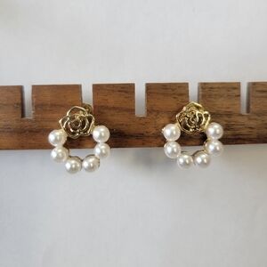 Elegant Gold and Pearl Floral Earrings